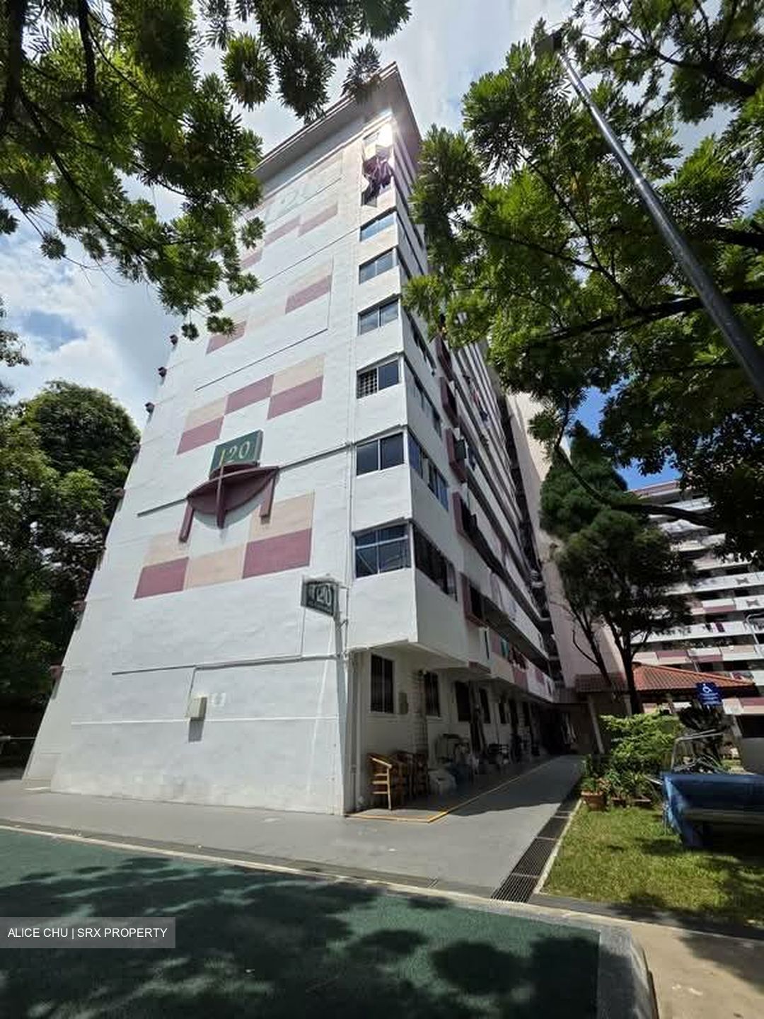 Blk 120 Ho Ching Road (Jurong West), HDB 3 Rooms #568643751